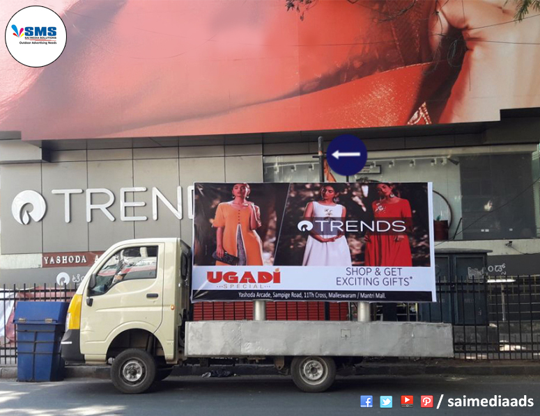 center-median-advertising-van-for-rent-in-bangalore-and-rest-of-karnataka-sai-media-solutions